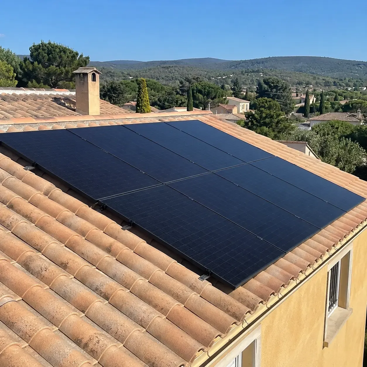 Image installateur panneaux solaires 3 installateurs photovoltaiques