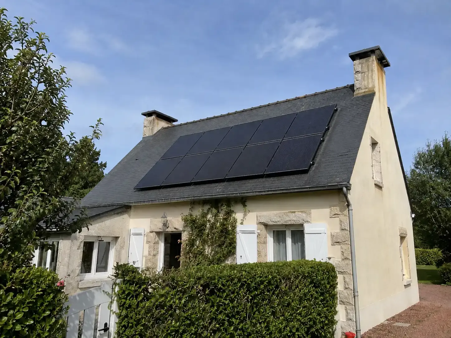 Image installateur panneaux solaires 4 installateurs photovoltaiques